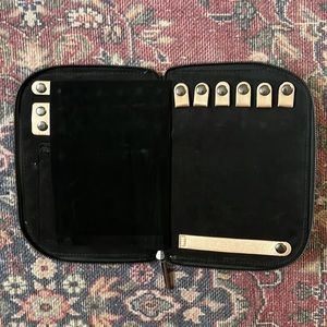 Halston jewelry organizer